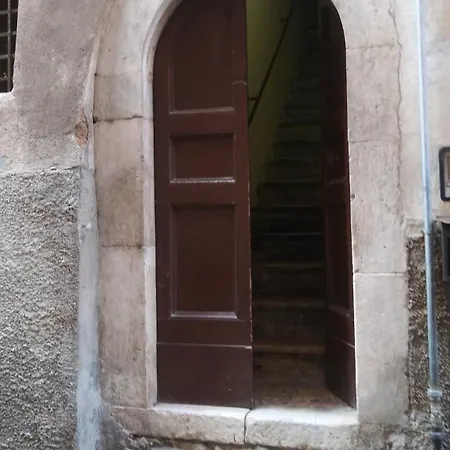 Casa vacanze Casa A Scale